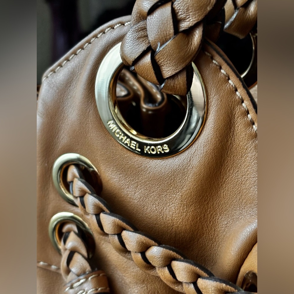 Michael Kors Braided Astor Grommet Satchel EUC - Picture 11 of 14